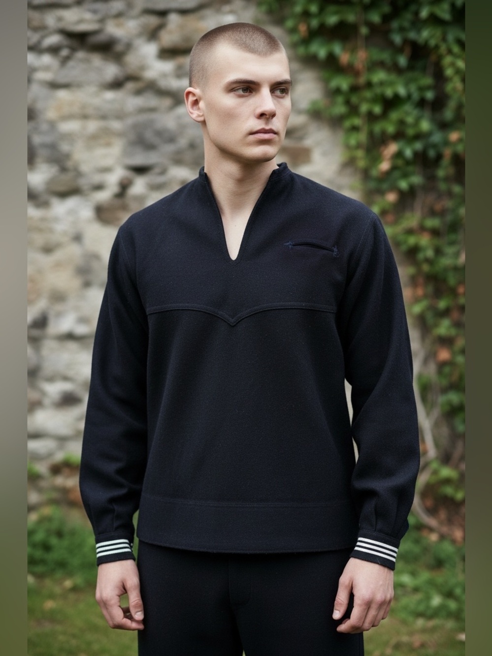 30s - 40s SEAFARER WOOL NAVAL VNECK SHIRT W MODIFIED RAW EDGE COLLAR NAUTICAL S